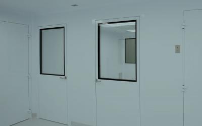 Cleanroom Doors Selection Factors to Consider